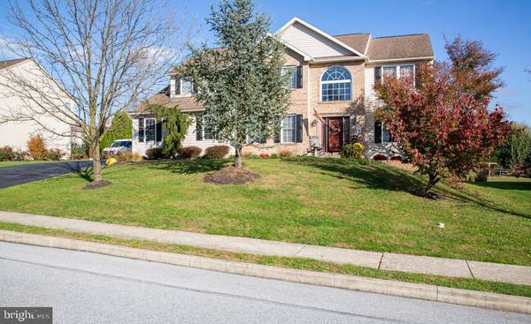 204 SPRING VIEW DR, Douglassville, PA 19518