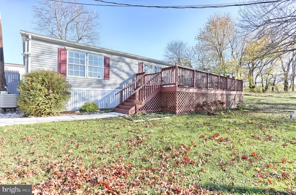 182 WIL LO FARM LN, Harrisburg, PA 17111