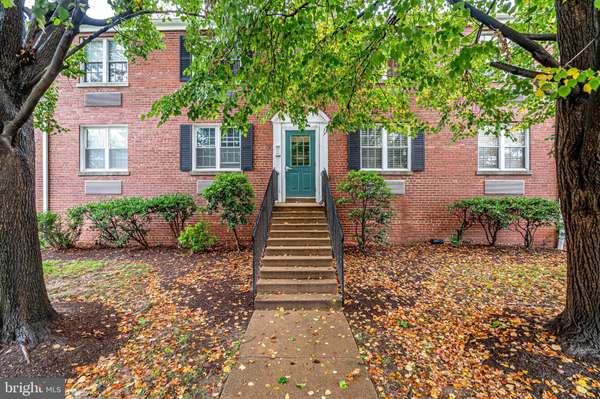 9 E GLEBE RD #C, Alexandria, VA 22305