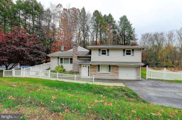 7001 RED TOP RD, Harrisburg, PA 17111