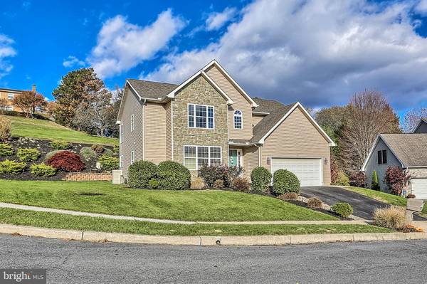 New Cumberland, PA 17070,414 HEMLOCK DR