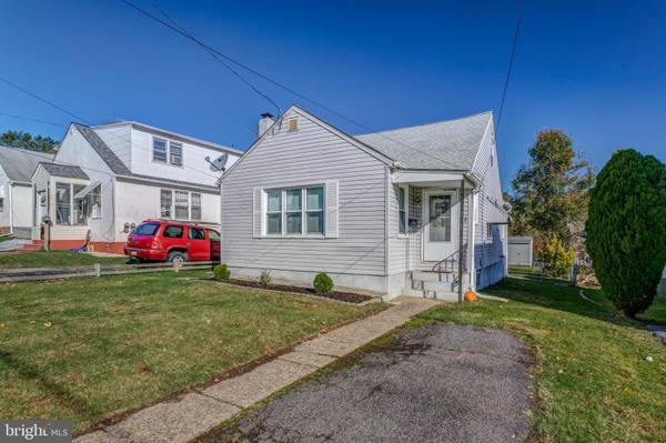 21 CHESTNUT PKWY, Wallingford, PA 19086