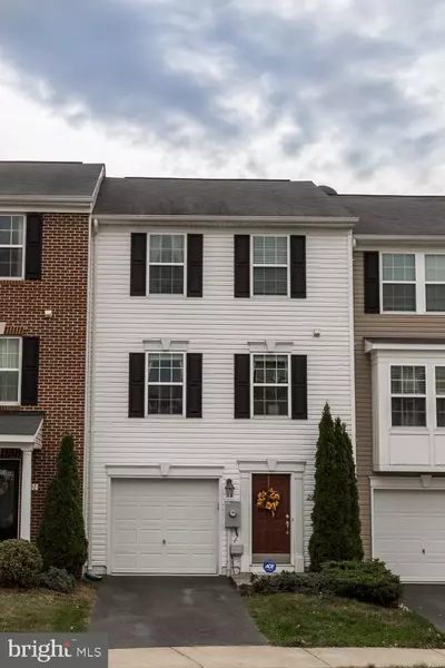 203 MONTICELLO SQ, Winchester, VA 22602