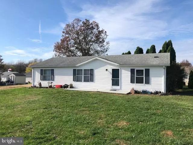 554 JONATHAN ST, Shippensburg, PA 17257