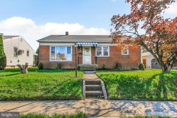 206 W ELM AVE, Hanover, PA 17331