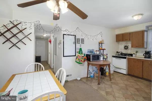 Philadelphia, PA 19111,7618 LANGDON ST