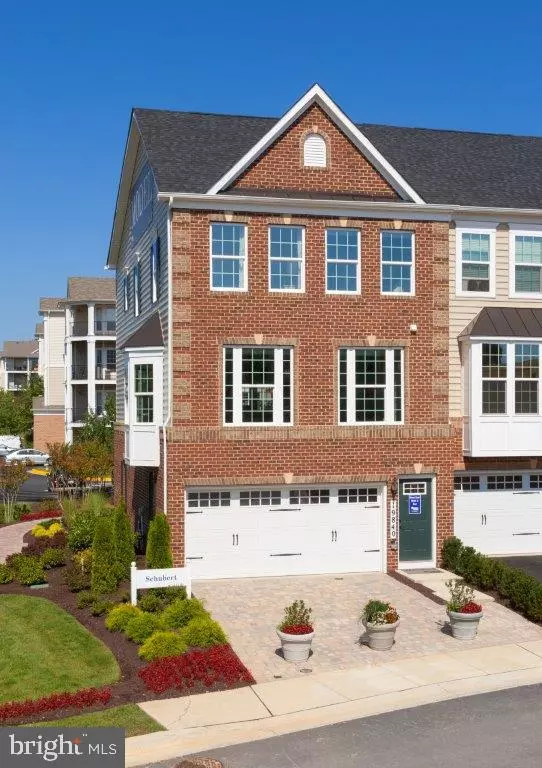 Upper Marlboro, MD 20772,5800 RICHMANOR TER #F