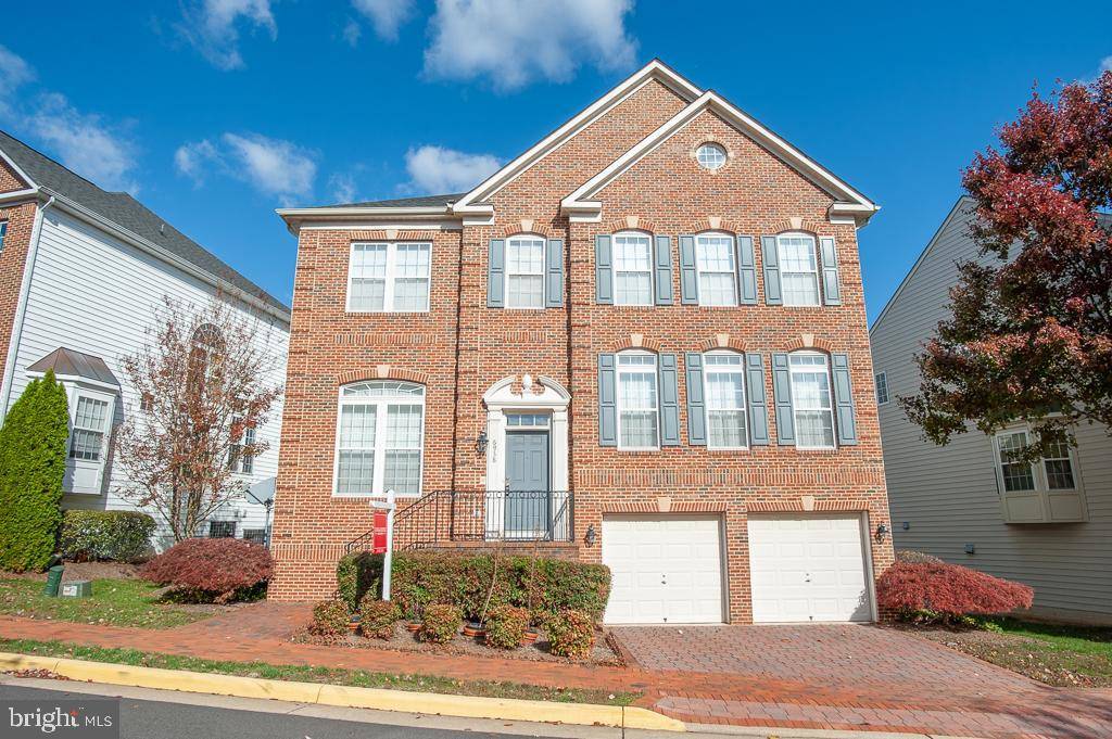 Fort Belvoir, VA 22060,6938 INLET COVE DR