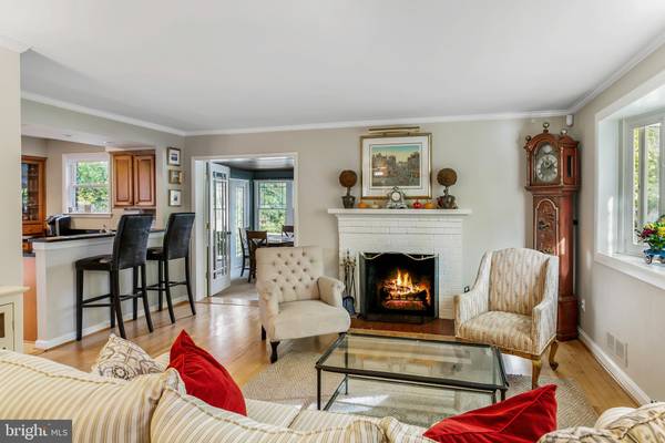 Arlington, VA 22207,3635 VACATION LN