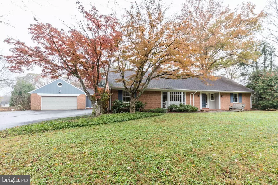 7700 PERSIMMON TREE LN, Bethesda, MD 20817