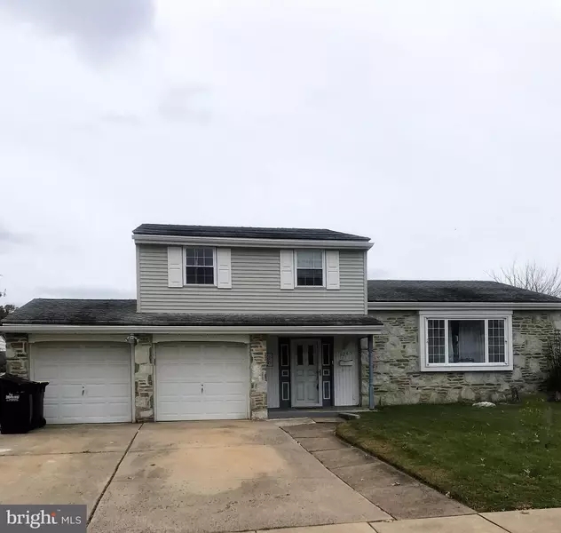 3245 PARKVIEW DR, Bensalem, PA 19020