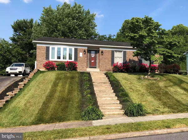 811 MOUNTAIN VIEW ST, Harrisburg, PA 17112