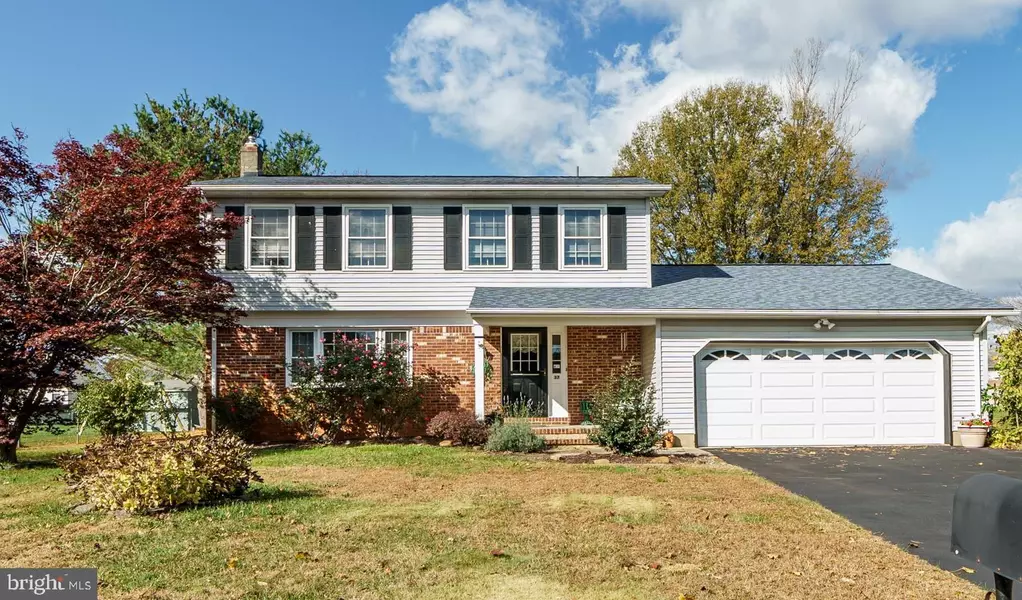 37 LUCAS CT, Bordentown, NJ 08505