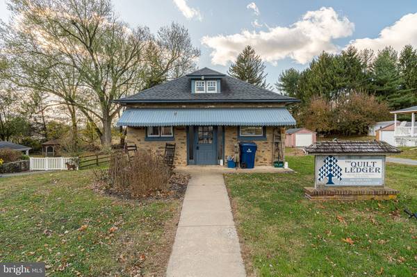 326 N BRIDGE ST, Christiana, PA 17509