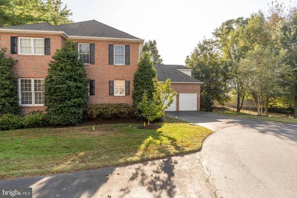 615 BROWNSTONE DR, Severna Park, MD 21146