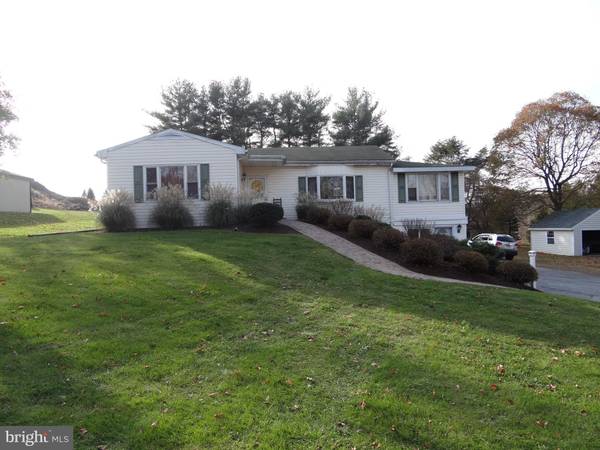 14 KIEHNERS RD, Schuylkill Haven, PA 17972