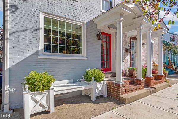 20 CLINTON ST, Lambertville, NJ 08530