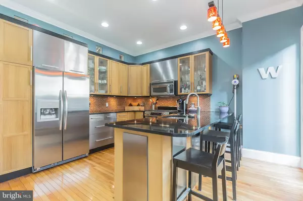 Philadelphia, PA 19123,823 N HANCOCK ST