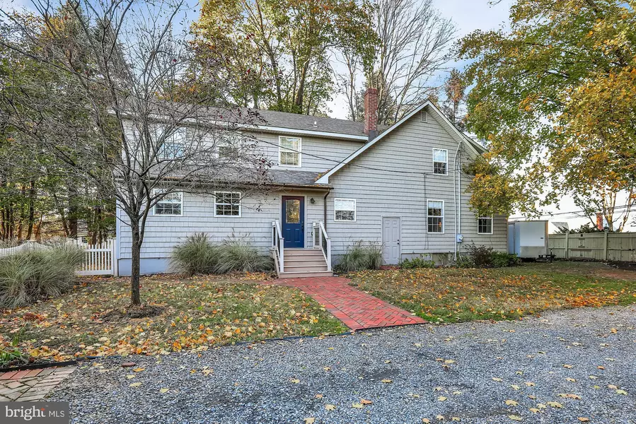 536 OLD DUBLIN PIKE, Doylestown, PA 18901