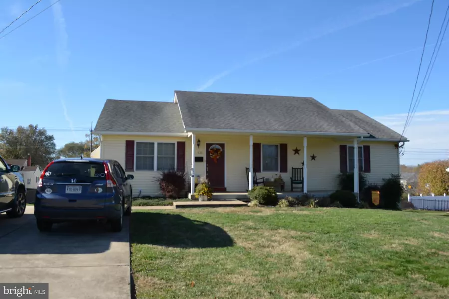 630 WASHINGTON AVE, Front Royal, VA 22630