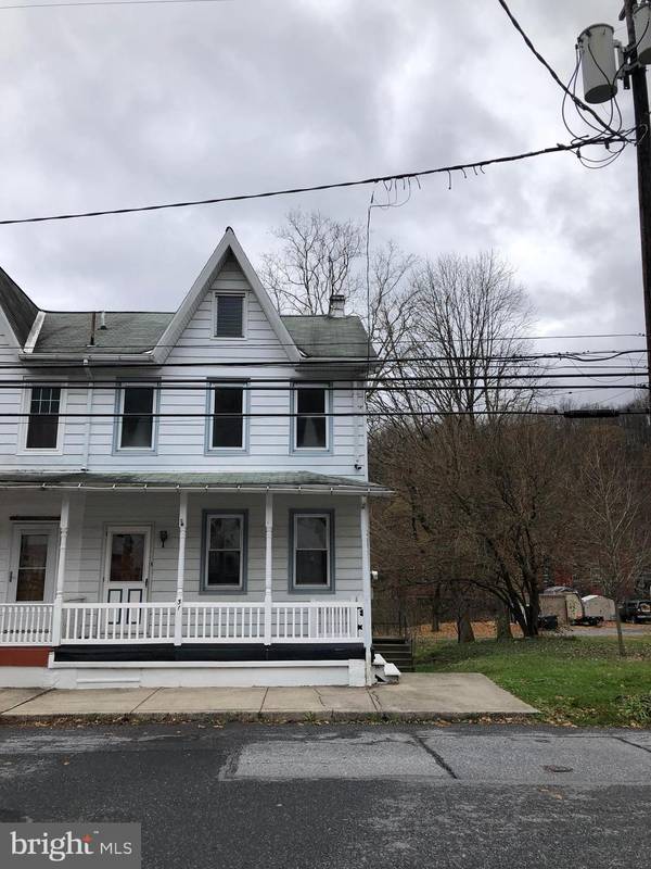 31 PENN ST, Port Clinton, PA 19549