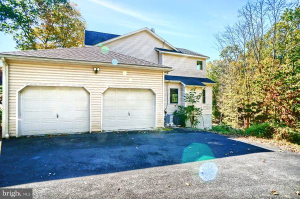 East Stroudsburg, PA 18301,612 WASHINGTON XING