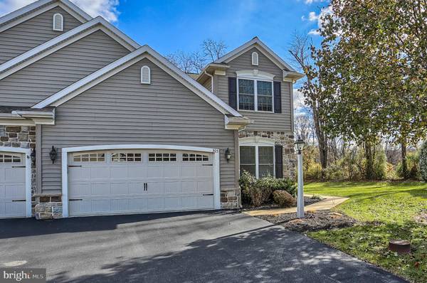 305 CHICKORY CIR, Mechanicsburg, PA 17050