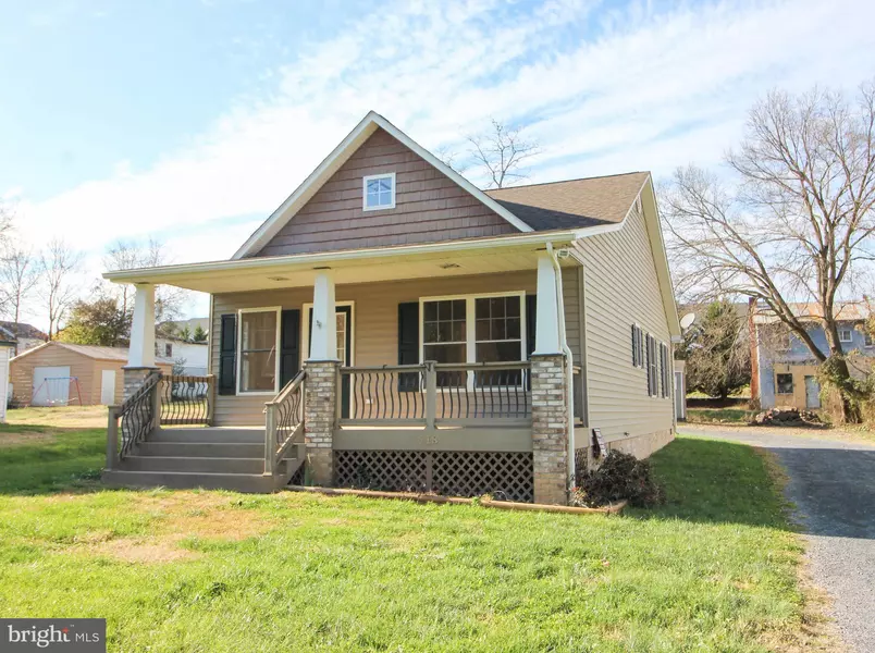 118 S WATER ST, Woodstock, VA 22664