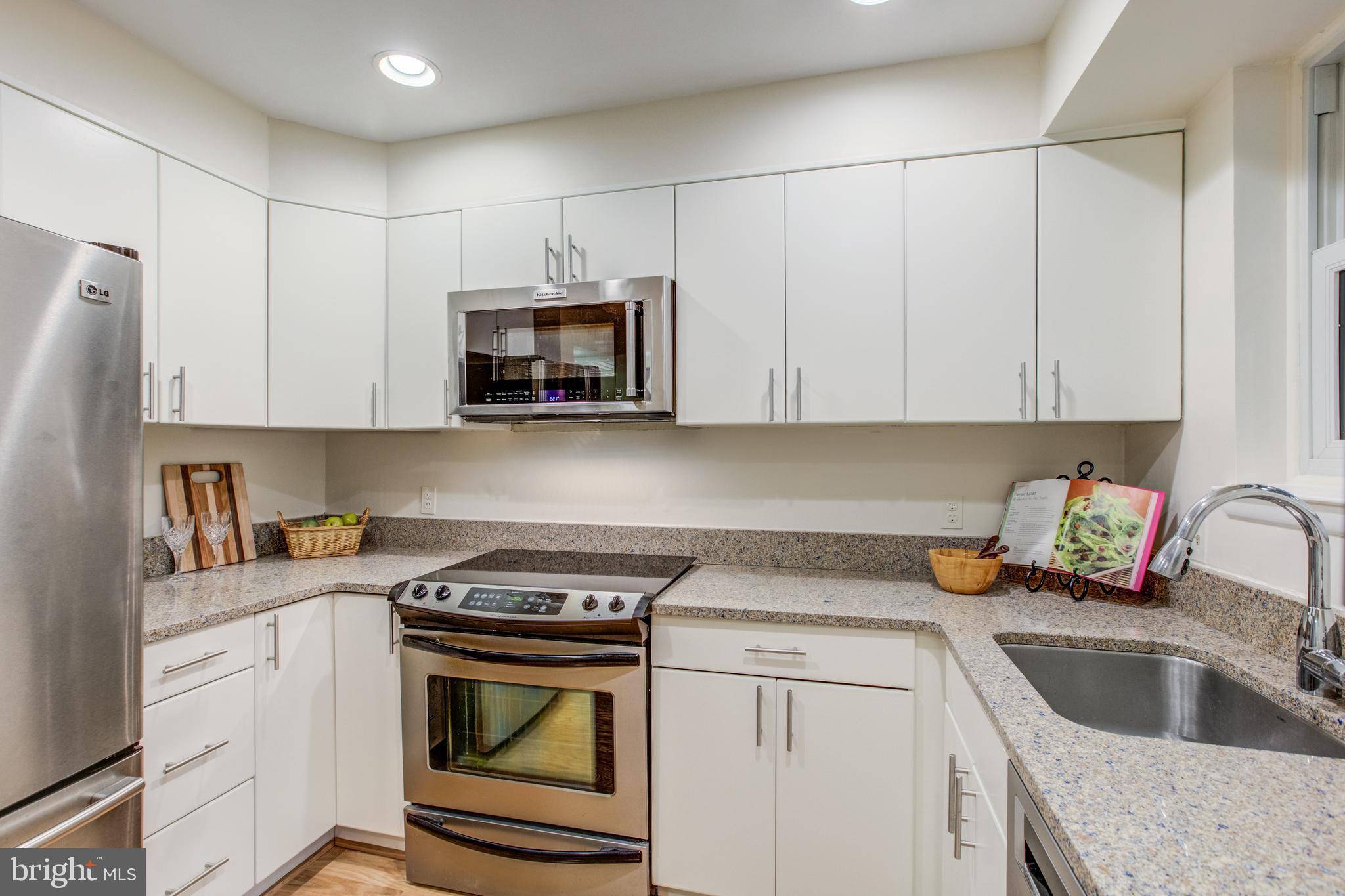 Arlington, VA 22206,2839 S WAKEFIELD ST #A
