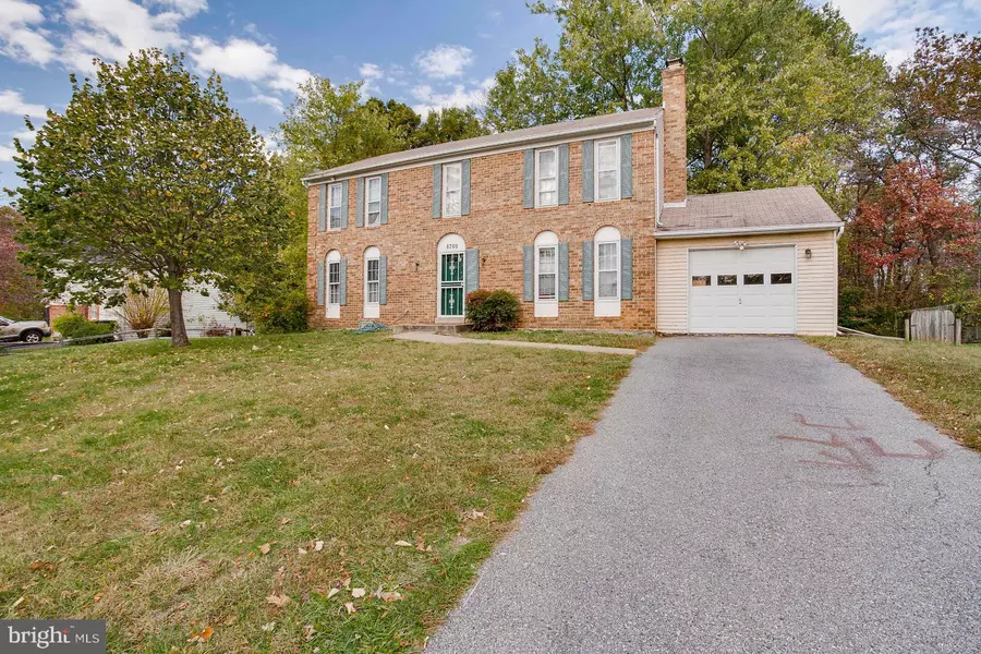 8700 NIGHTINGALE DR, Lanham, MD 20706