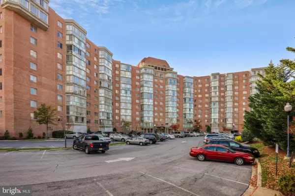 3210 N LEISURE WORLD BLVD #907, Silver Spring, MD 20906