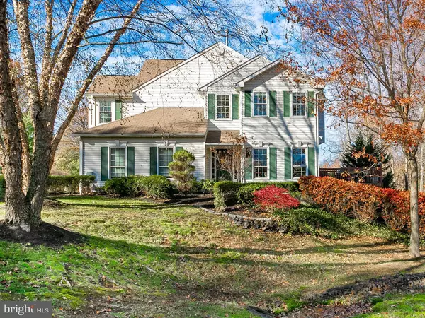 2 COVENTRY CT, Bordentown, NJ 08505