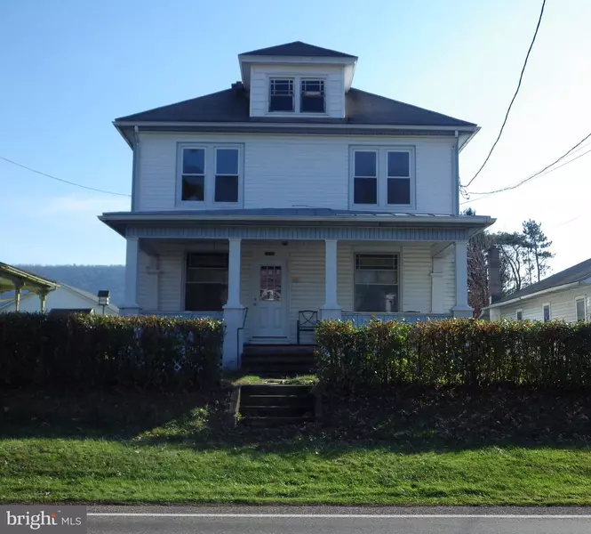 1459 W MAIN ST, Valley View, PA 17983