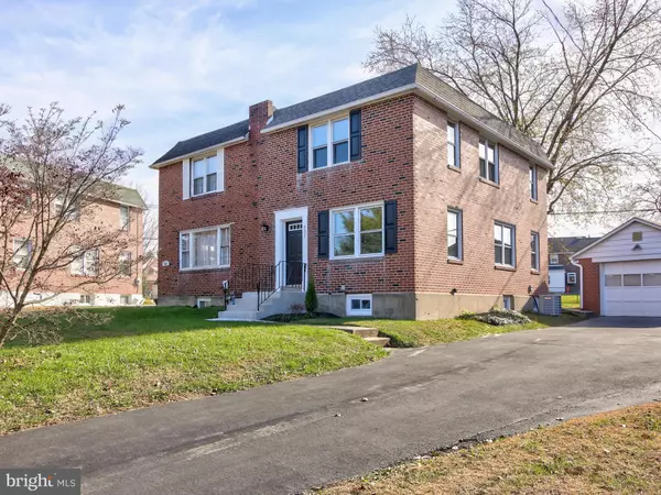 532 E HINCKLEY AVE, Ridley Park, PA 19078