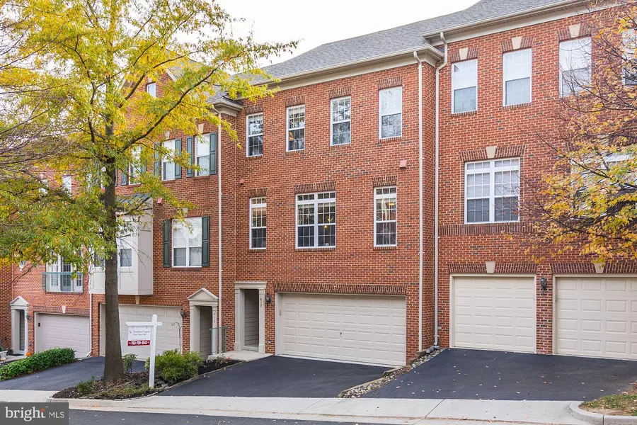 417 STANTON PL, Alexandria, VA 22304