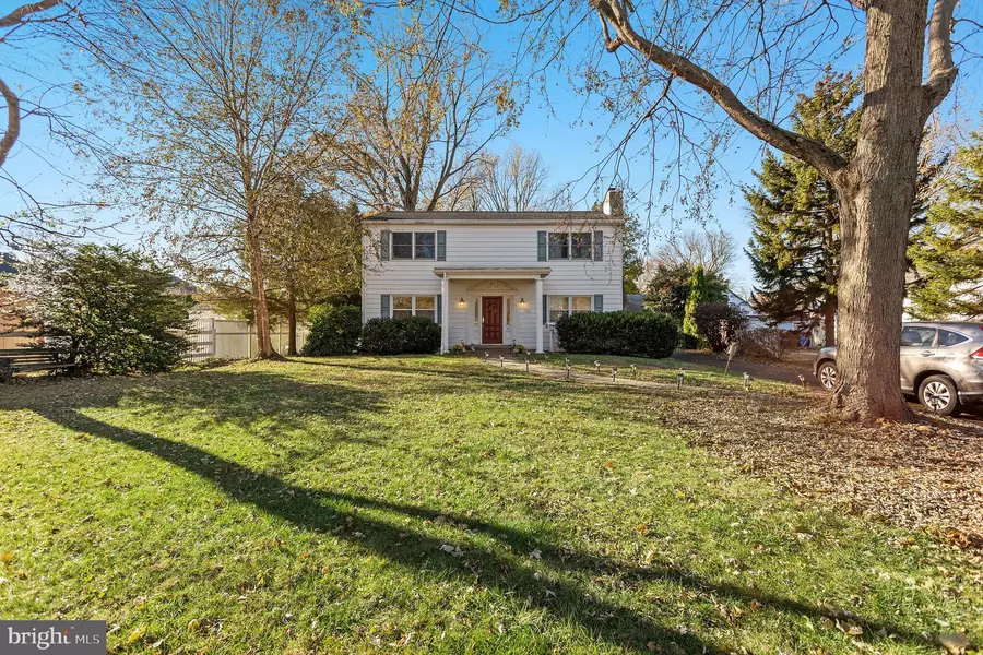 110 SUMMIT AVE, Hatboro, PA 19040