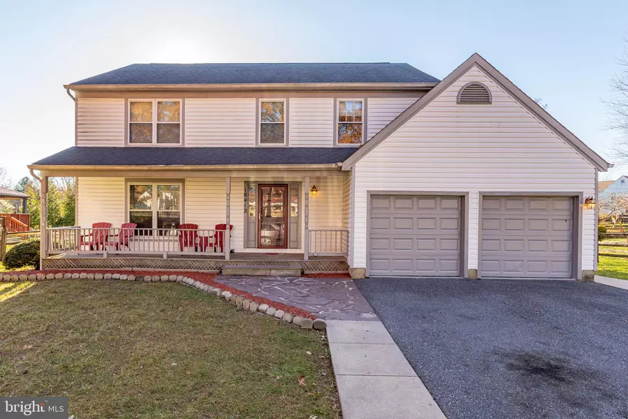 18412 FLOWER HILL WAY, Gaithersburg, MD 20879