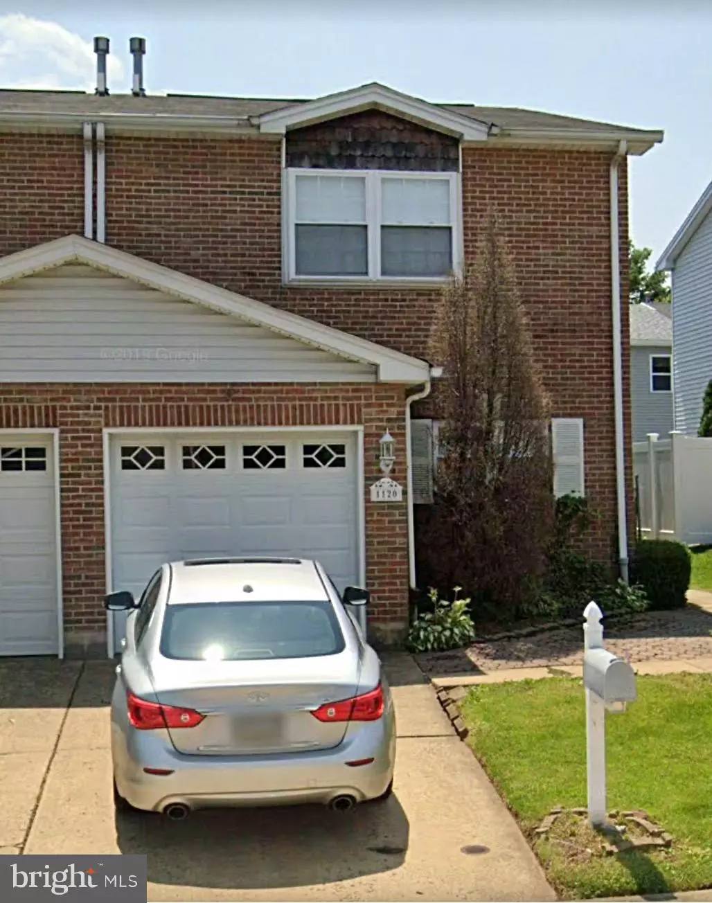 Philadelphia, PA 19111,1120 TABOR LN