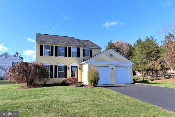 1039 CINDY LN, Red Hill, PA 18076