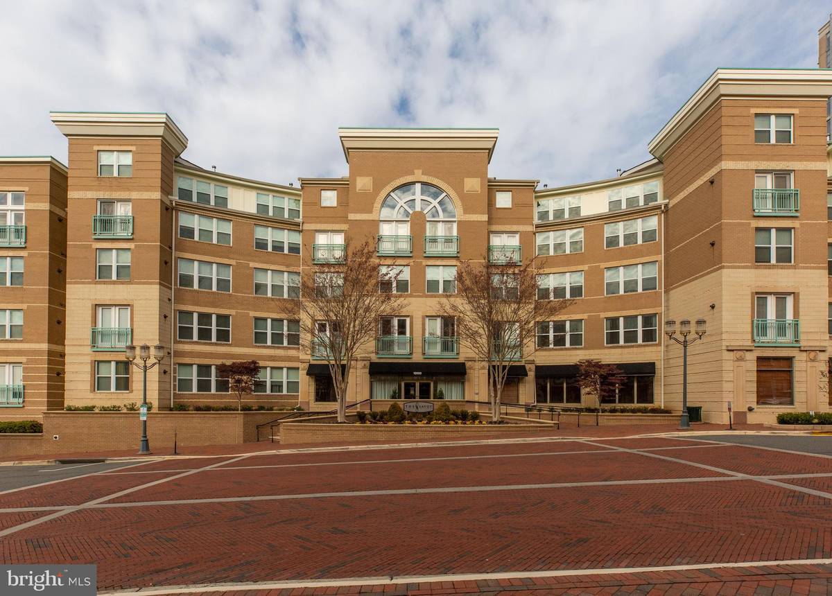 Reston, VA 20190,12000 MARKET ST #373