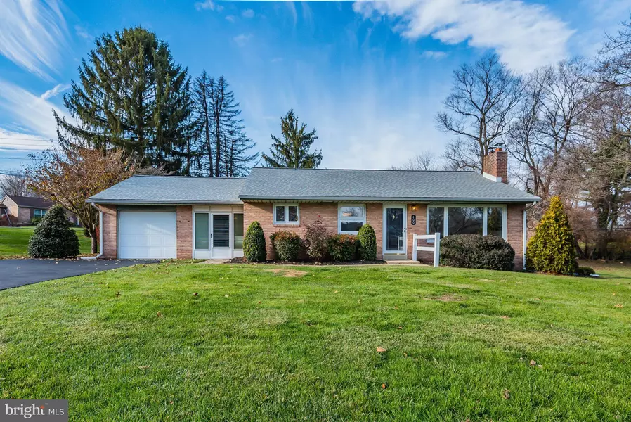 400 REESER RD, Camp Hill, PA 17011