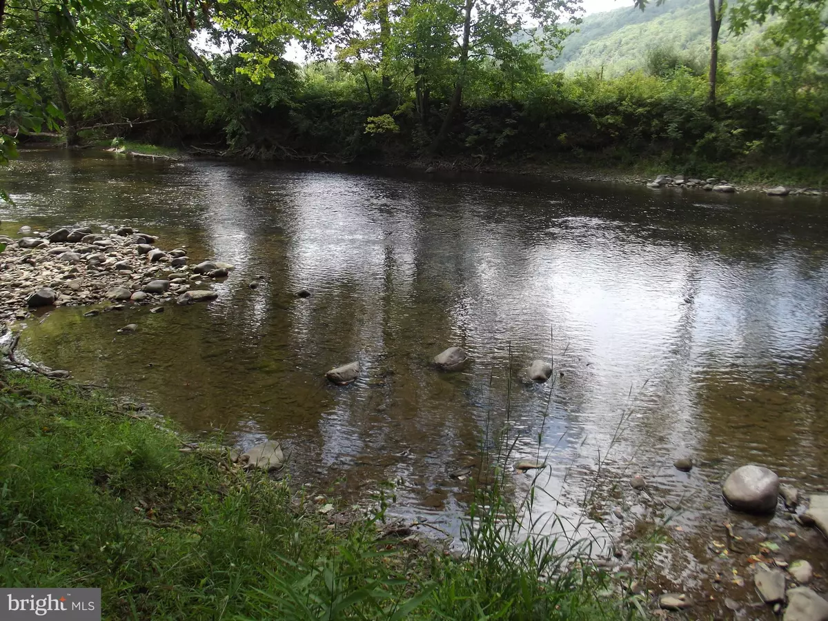 Capon Bridge, WV 26711,104 CAPON CHAPEL LN