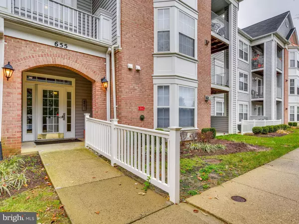 Annapolis, MD 21401,655 BURTONS COVE WAY #1