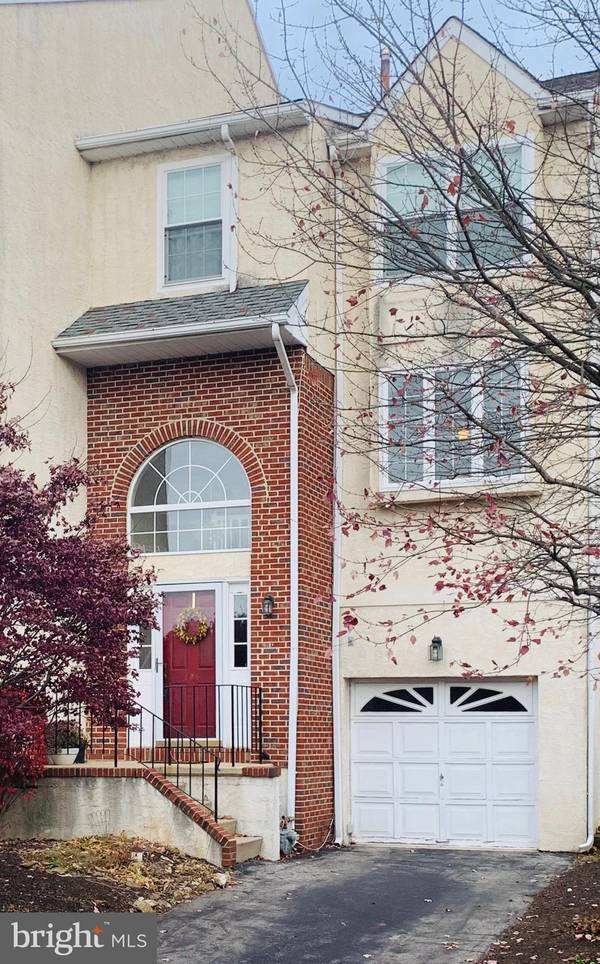 106 CAMPBELL DR, Conshohocken, PA 19428