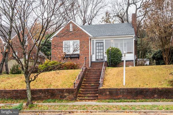 2408 SANFORD ST, Alexandria, VA 22301