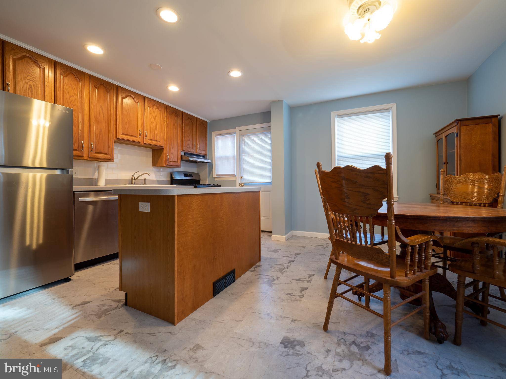 Baltimore, MD 21206,3725 EVERGREEN AVE