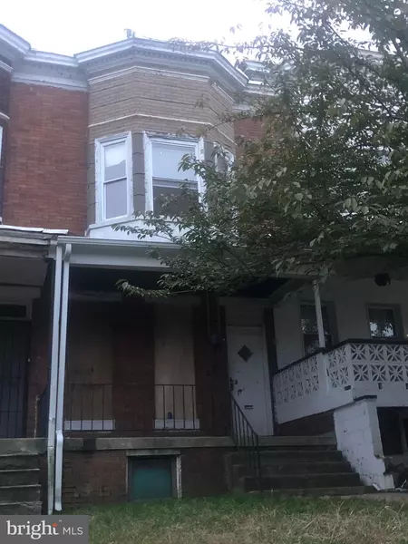 2941 CLIFTON AVE, Baltimore, MD 21216