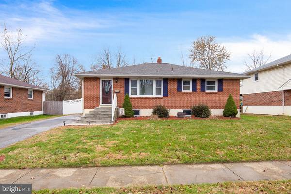 2434 W ERIC DR, Wilmington, DE 19808