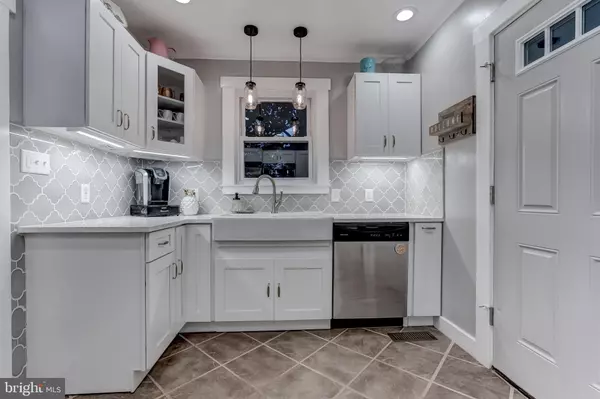 8283 QUARTERFIELD RD, Severn, MD 21144