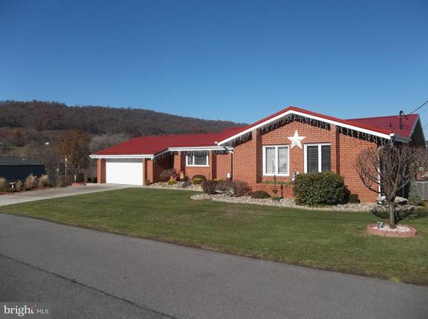 27 ROSEANNA, Wiley Ford, WV 26767